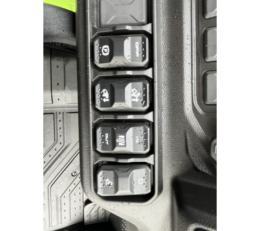 2025 CFMOTO UFORCE U10 Pro Nebula Black
