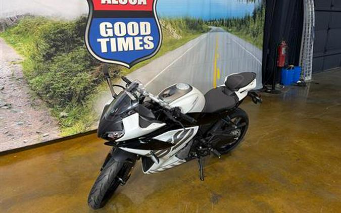 2026 CFMOTO 300SS