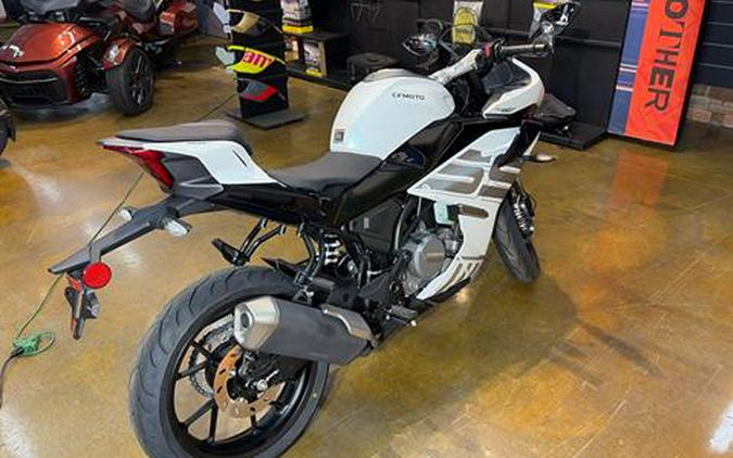 2026 CFMOTO 300SS