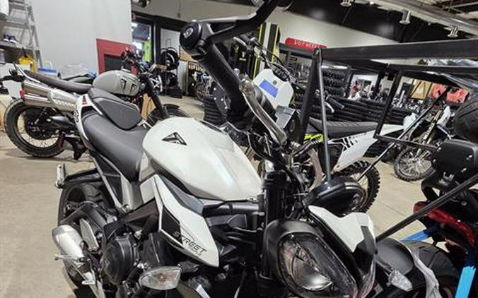 2024 Triumph Street Triple 765 R