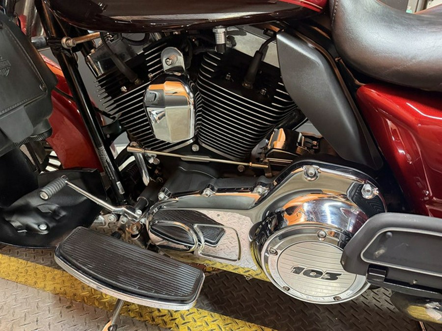 2012 Harley-Davidson Touring FLHR - Road King