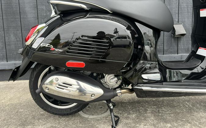 2027 Vespa GTS 310 Super