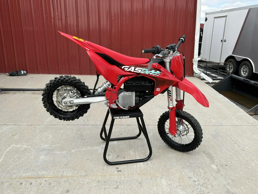 2025 GASGAS MC-E5