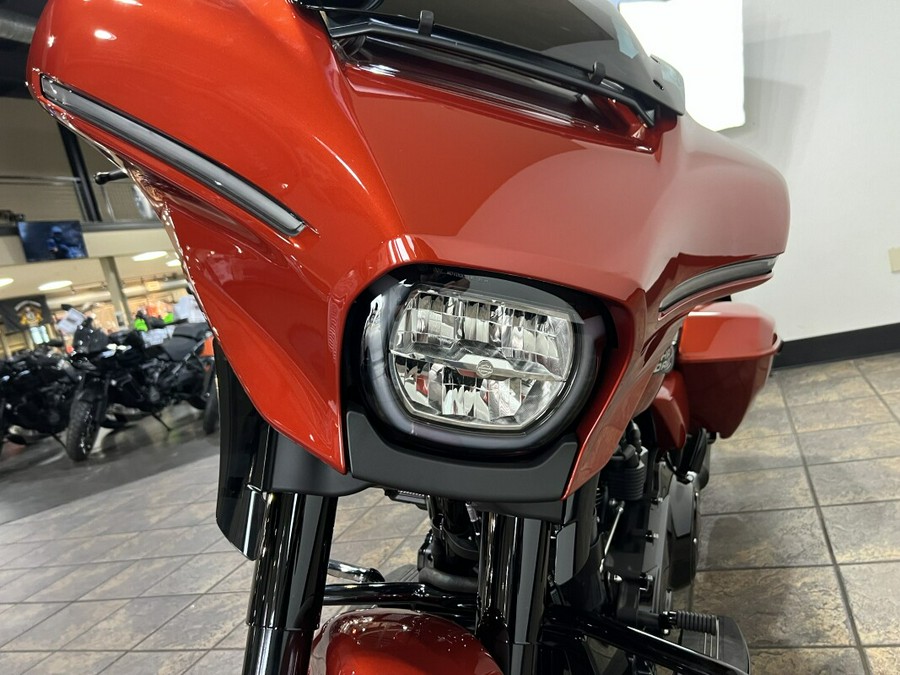 FLHX 2024 Street Glide®