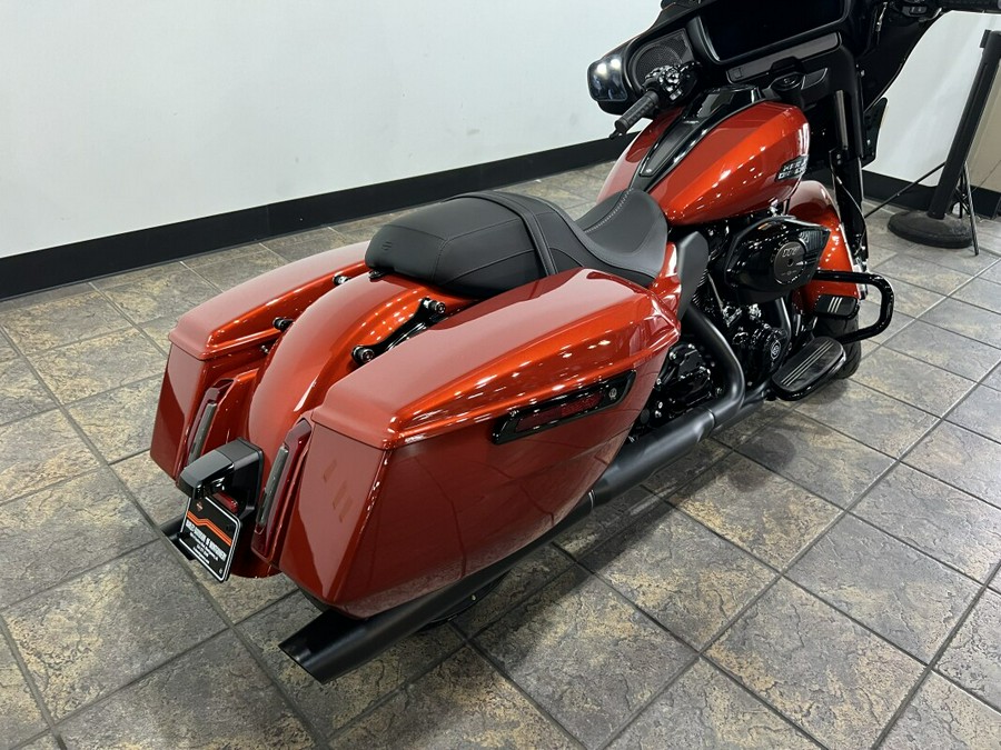 FLHX 2024 Street Glide®