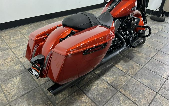 FLHX 2024 Street Glide®