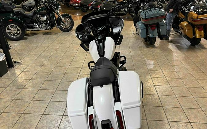 2024 Harley-Davidson Road Glide® White Onyx Pearl