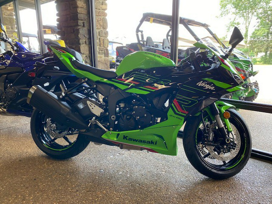 2024 Kawasaki Ninja® ZX-6R KRT EDITION ABS LIME GREEN / EBONY