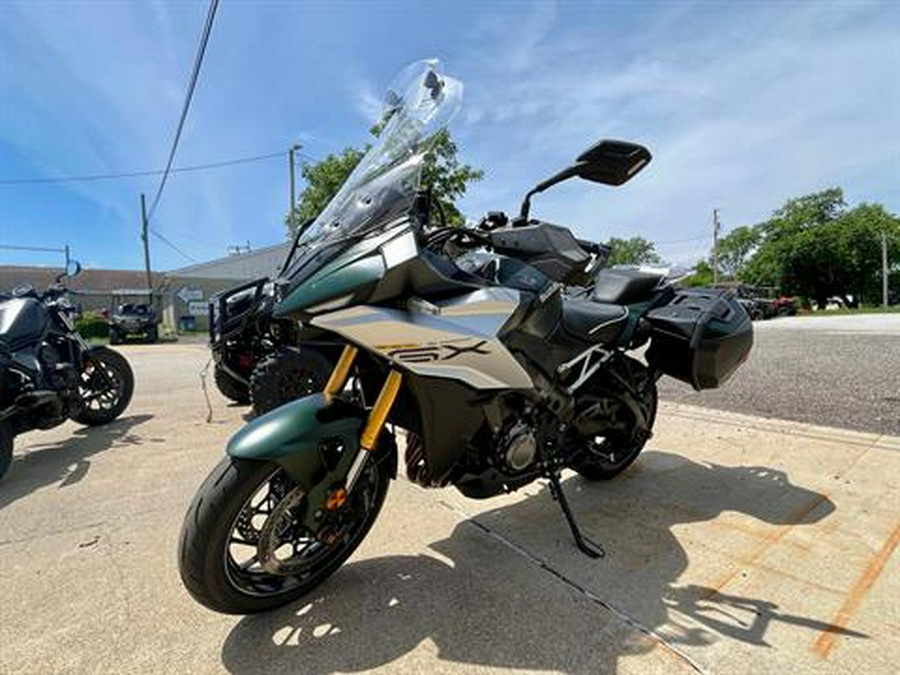 2024 Suzuki GSX-S1000GX+