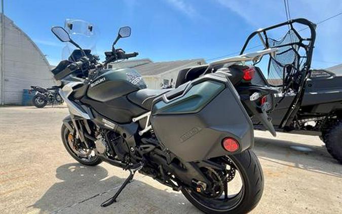 2024 Suzuki GSX-S1000GX+