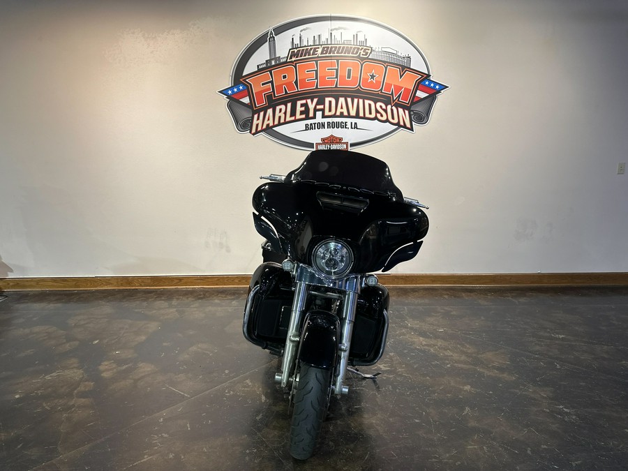 2018 Harley-Davidson Street Glide® Base