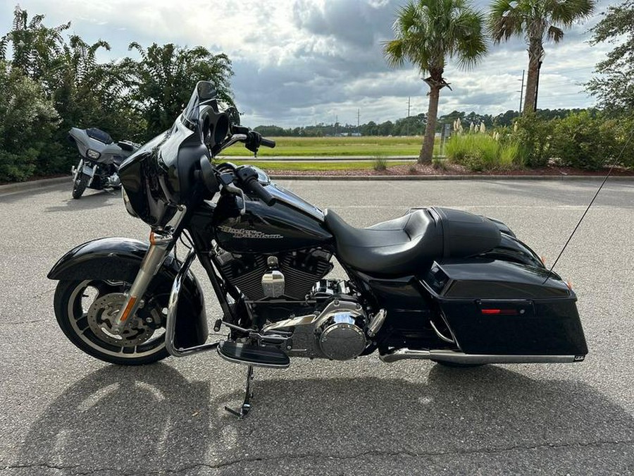 2011 Harley-Davidson® FLHX - Street Glide®