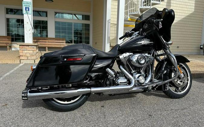 2011 Harley-Davidson® FLHX - Street Glide®