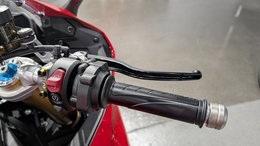 2026 Ducati Panigale V2 S