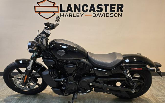 2025 Harley-Davidson® Nightster® Vivid Black RH975
