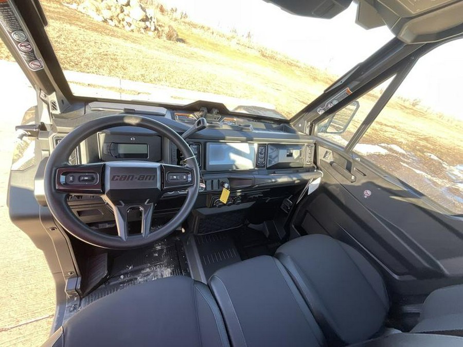 2026 Can-Am® Defender HD11 XT Cab Camo