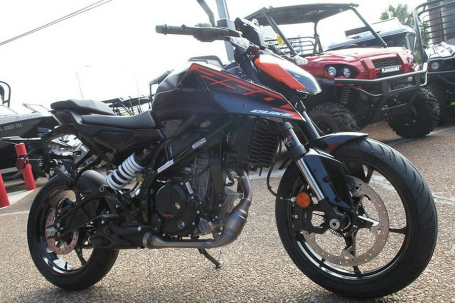 2026 KTM 250 Duke