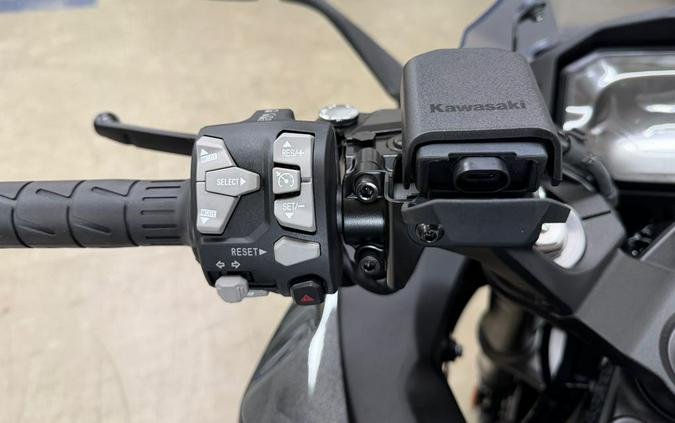 2025 Kawasaki Ninja® 1100SX
