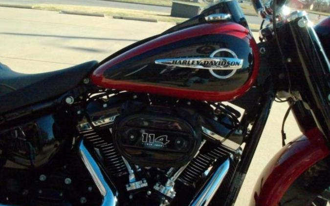 2020 Harley-Davidson® FLHCS - Heritage Classic 114