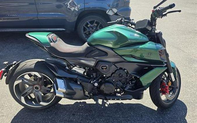 2024 Ducati Diavel For Bentley