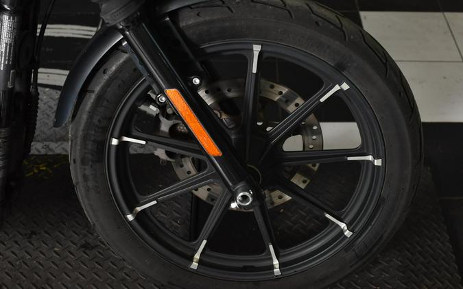 2020 Harley-Davidson Iron 883 Black Denim XL883N