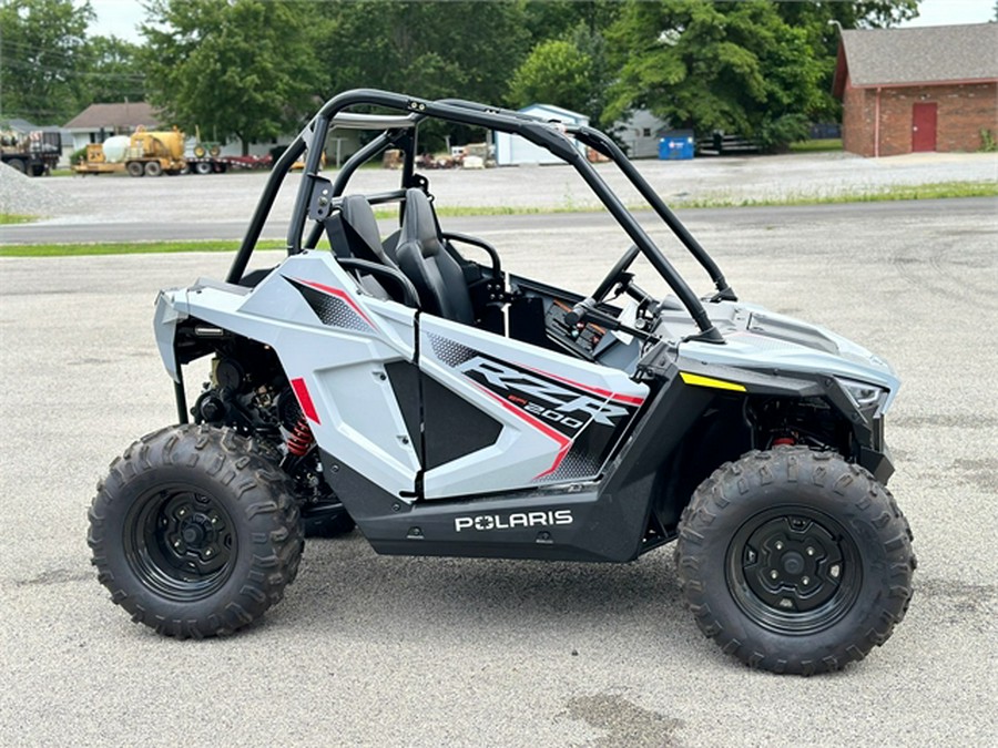 2024 Polaris RZR 200 EFI