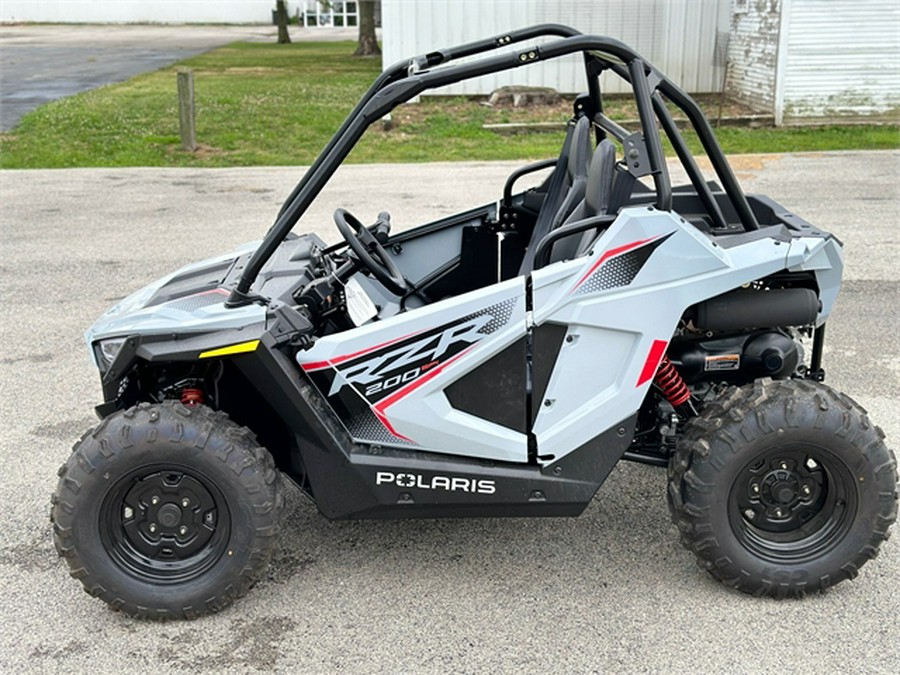 2024 Polaris RZR 200 EFI