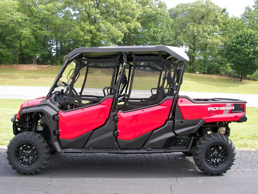 2024 Honda Pioneer 1000-6 Deluxe Crew