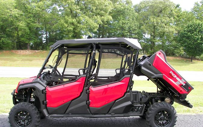 2024 Honda Pioneer 1000-6 Deluxe Crew