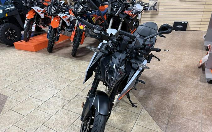 2026 KTM Duke 250