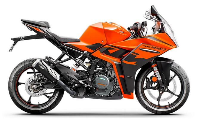 2022 KTM RC 390 Review [11 Fast Facts From the Street + Track]