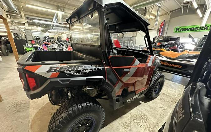 2019 Polaris® General® 1000 EPS Deluxe Orange Rust