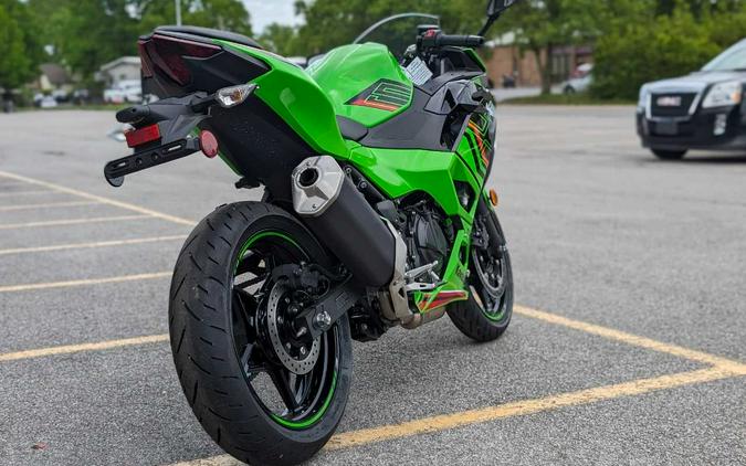 2024 Kawasaki Ninja® 500 KRT Edition SE ABS