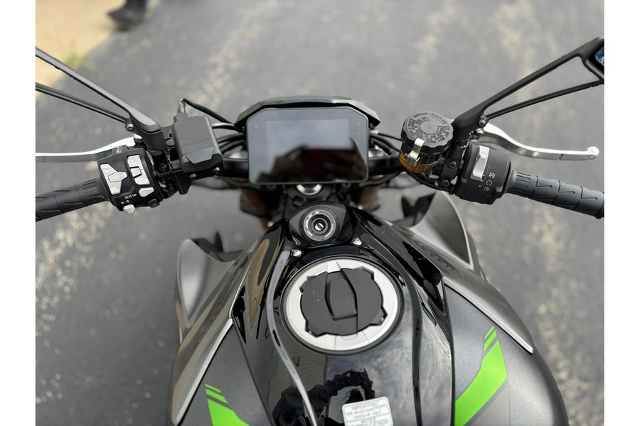 2026 Kawasaki Z1100 SE ABS