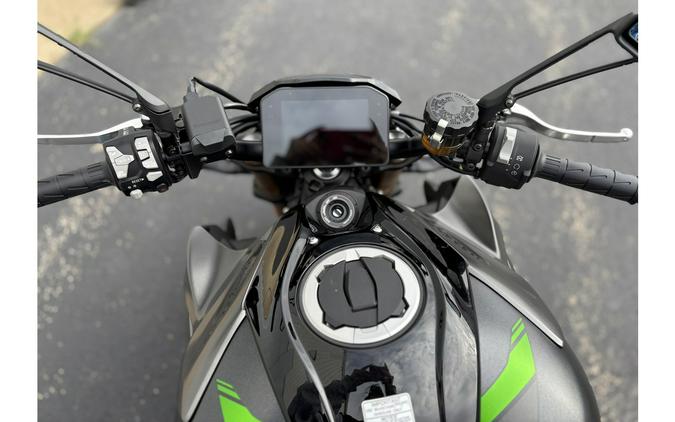 2026 Kawasaki Z1100 SE ABS