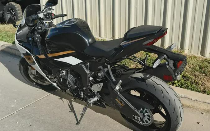 2026 KAWASAKI NINJA ZX6R