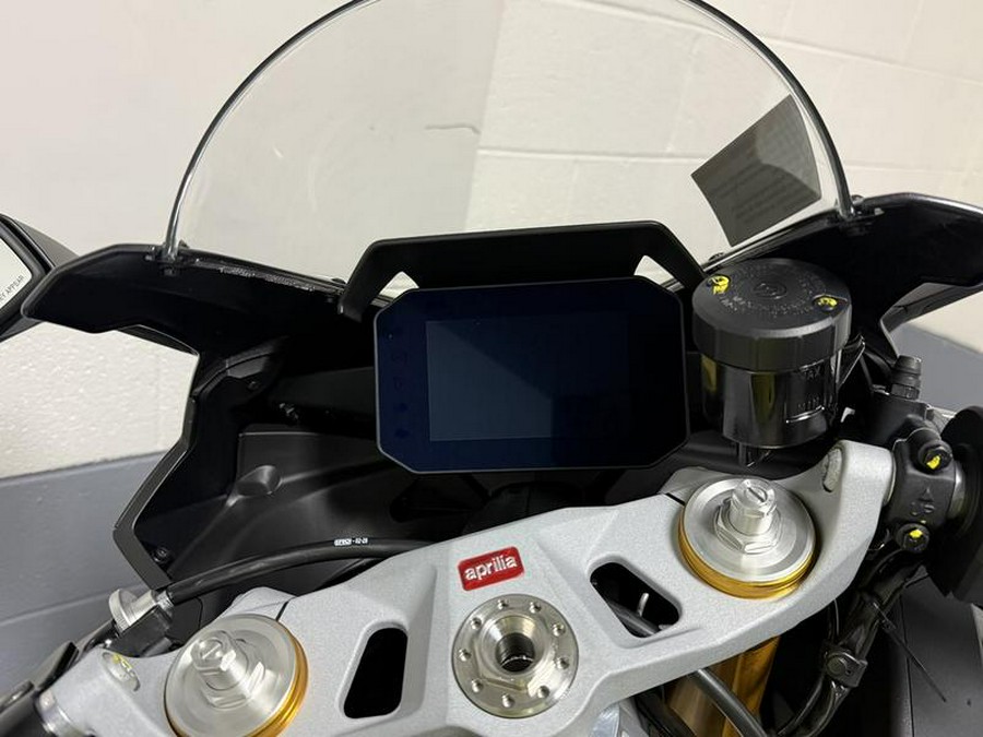 2027 Aprilia® RS 660