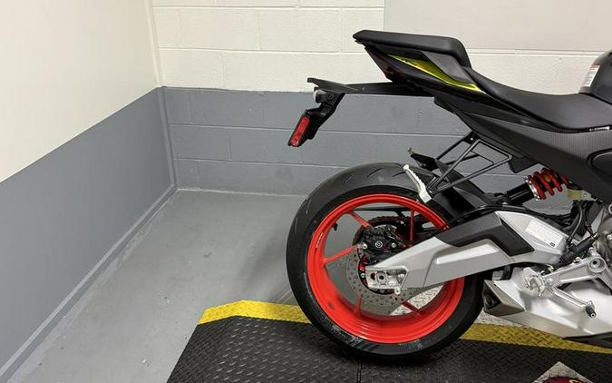 2027 Aprilia® RS 660