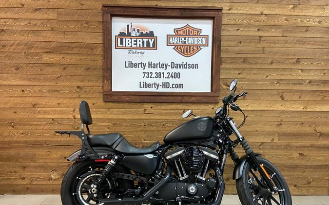 2022 Harley-Davidson Iron 883 Review [Air-Cooled Sportster]