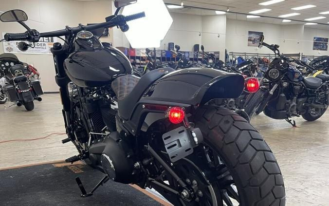 CERTIFIED PRE-OWNED 2021 Harley-Davidson Fat Bob 114 Vivid Black FXFBS