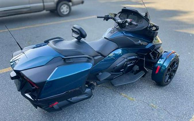 2022 Can-Am Spyder RT