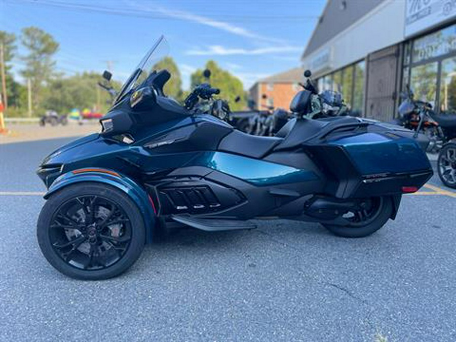 2022 Can-Am Spyder RT