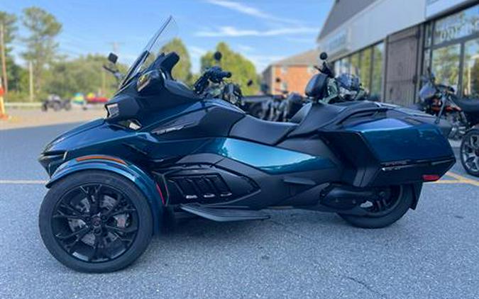 2022 Can-Am Spyder RT