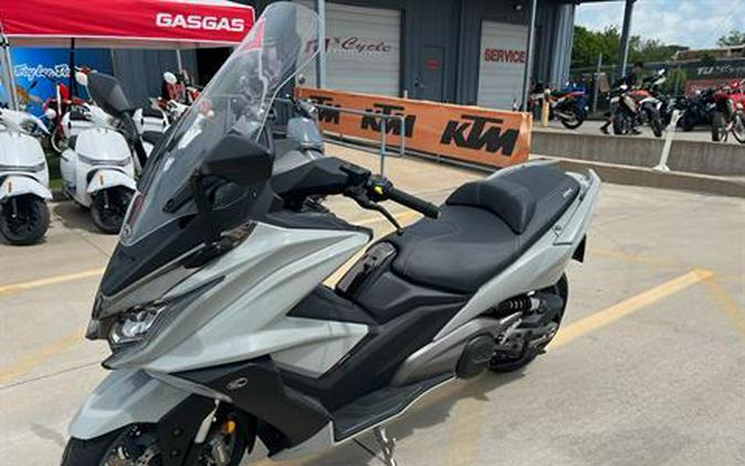 2025 Kymco AK 550i ABS