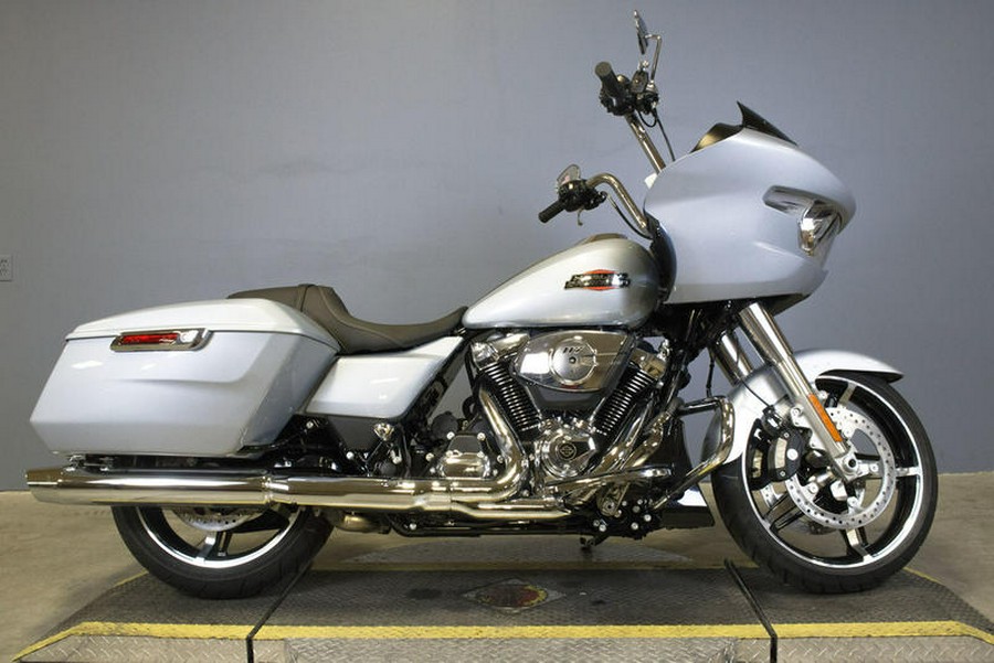 2025 Harley-Davidson® FLTRX - Road Glide®