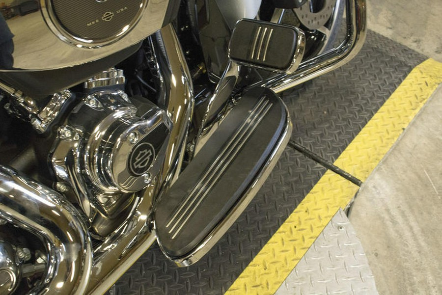 2025 Harley-Davidson® FLTRX - Road Glide®