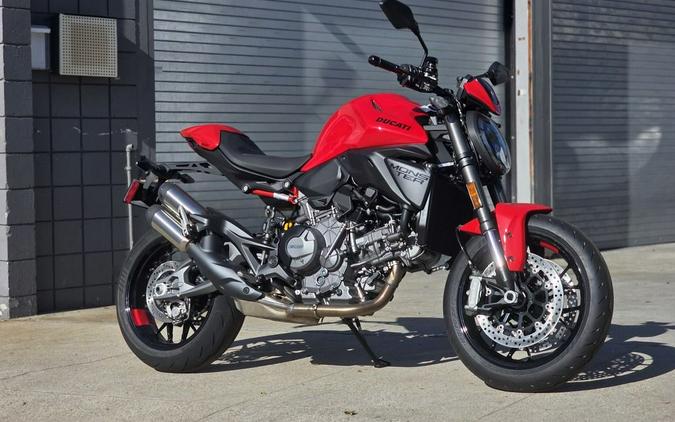 2026 Ducati Monster 896+