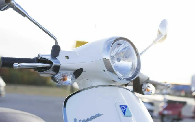 2023 Vespa Primavera 50 Bianco Innocenza