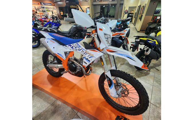 2024 KTM 500 EXC-F Six Days First Look [Fast Facts]