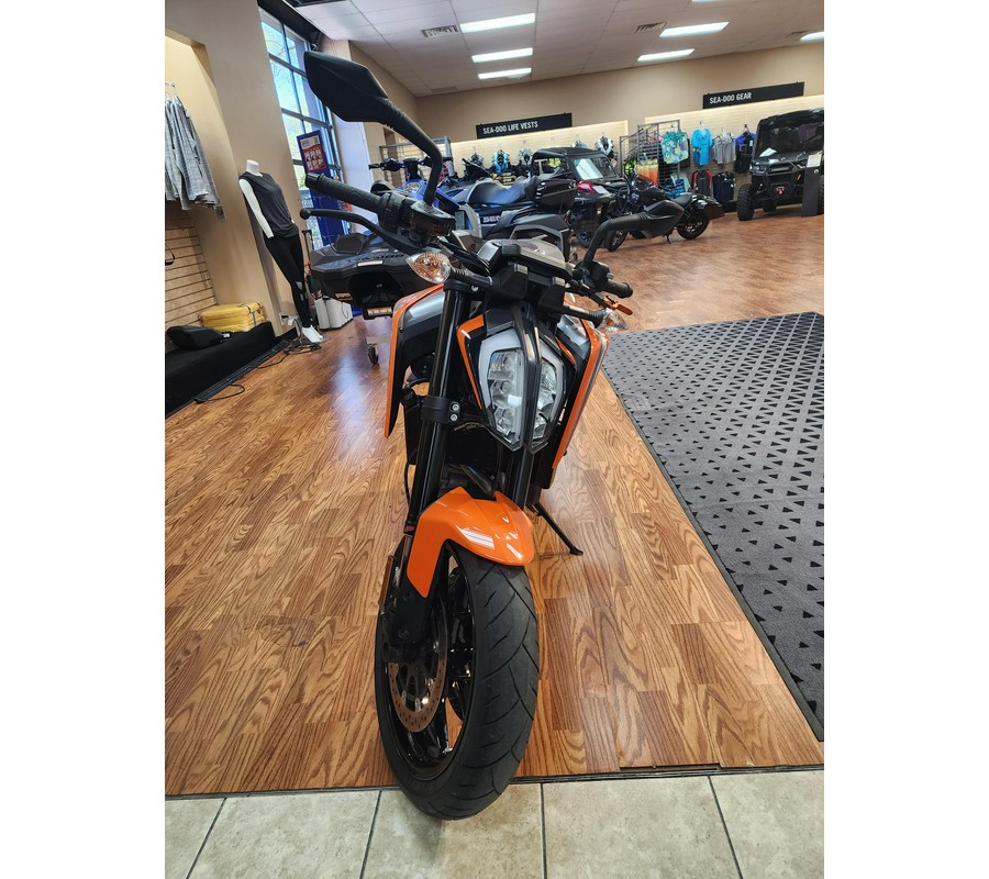 2019 KTM Duke 790